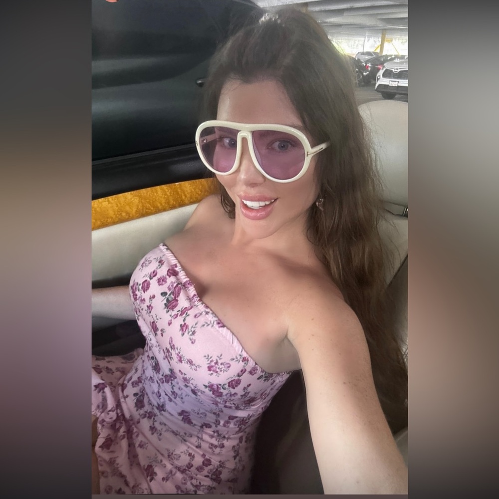 𝑀𝑒𝑒𝓉 𝓎𝑜𝓊𝓇 𝒫𝑜𝓈𝒽𝑒𝓇, 𝒥𝒶𝒸𝓆𝓊𝑒𝓁𝒾𝓃𝑒 - Picture 12 of 13